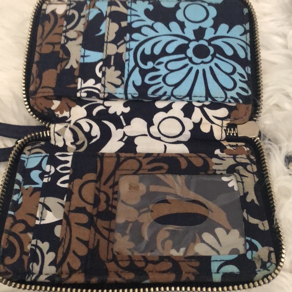 😊EUC Bundle of Vera Bradley Wallets - Picture 7 of 8